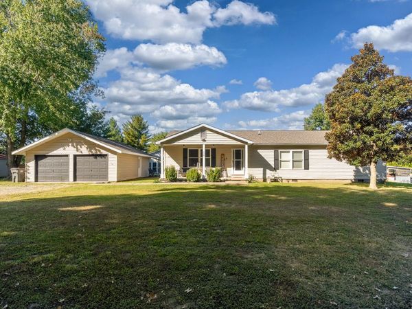 309 W Walnut Street , Energy, IL 62933