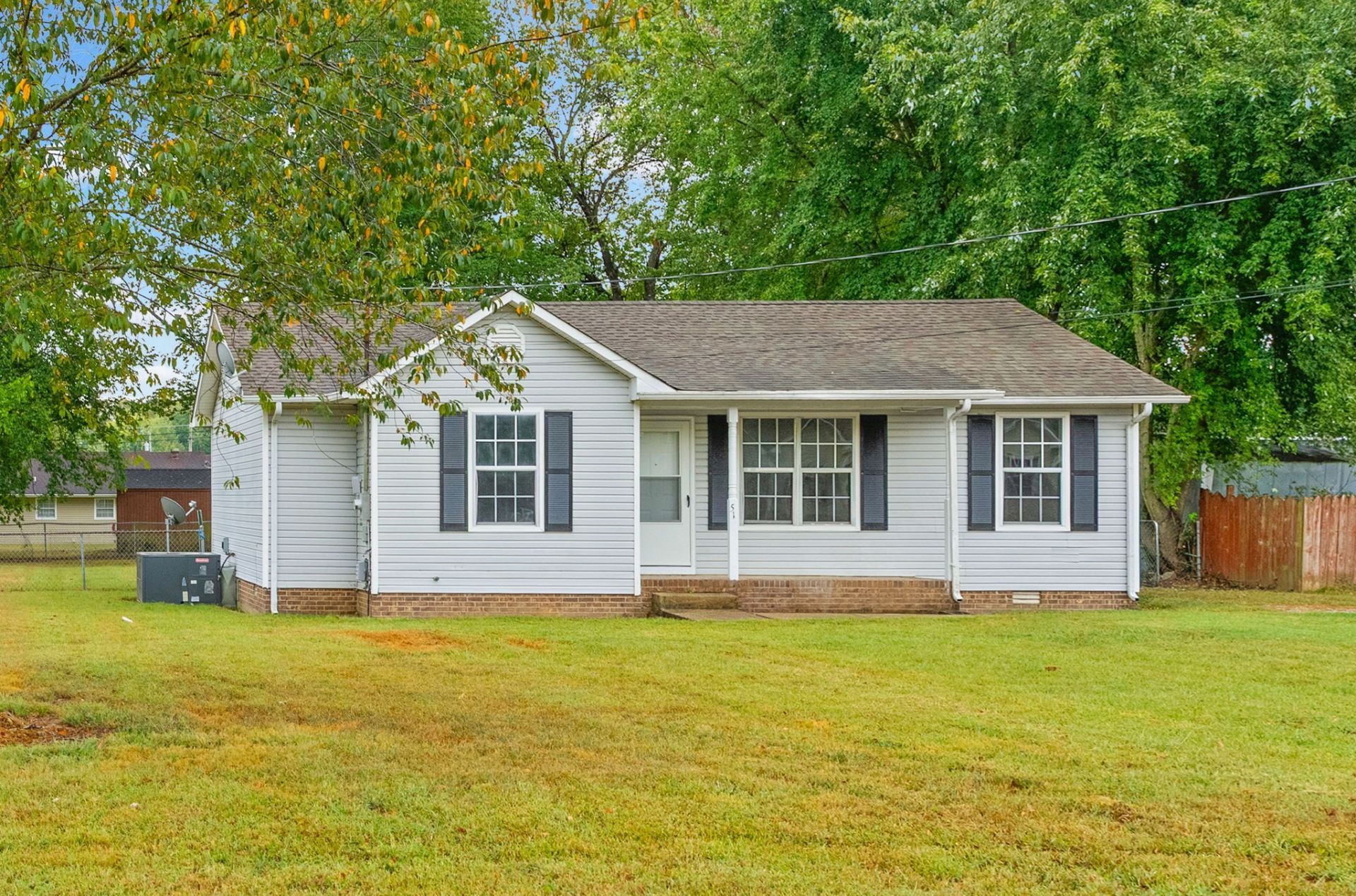 512 Indian Ave , Oak Grove, KY 42262 Main Photo