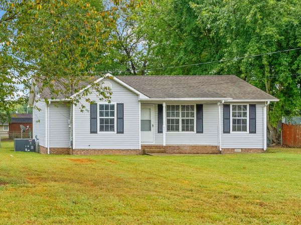 512 Indian Ave , Oak Grove, KY 42262