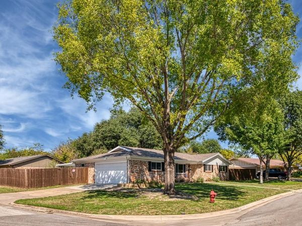 7601 Noreast Drive, North Richland Hills, TX 76180