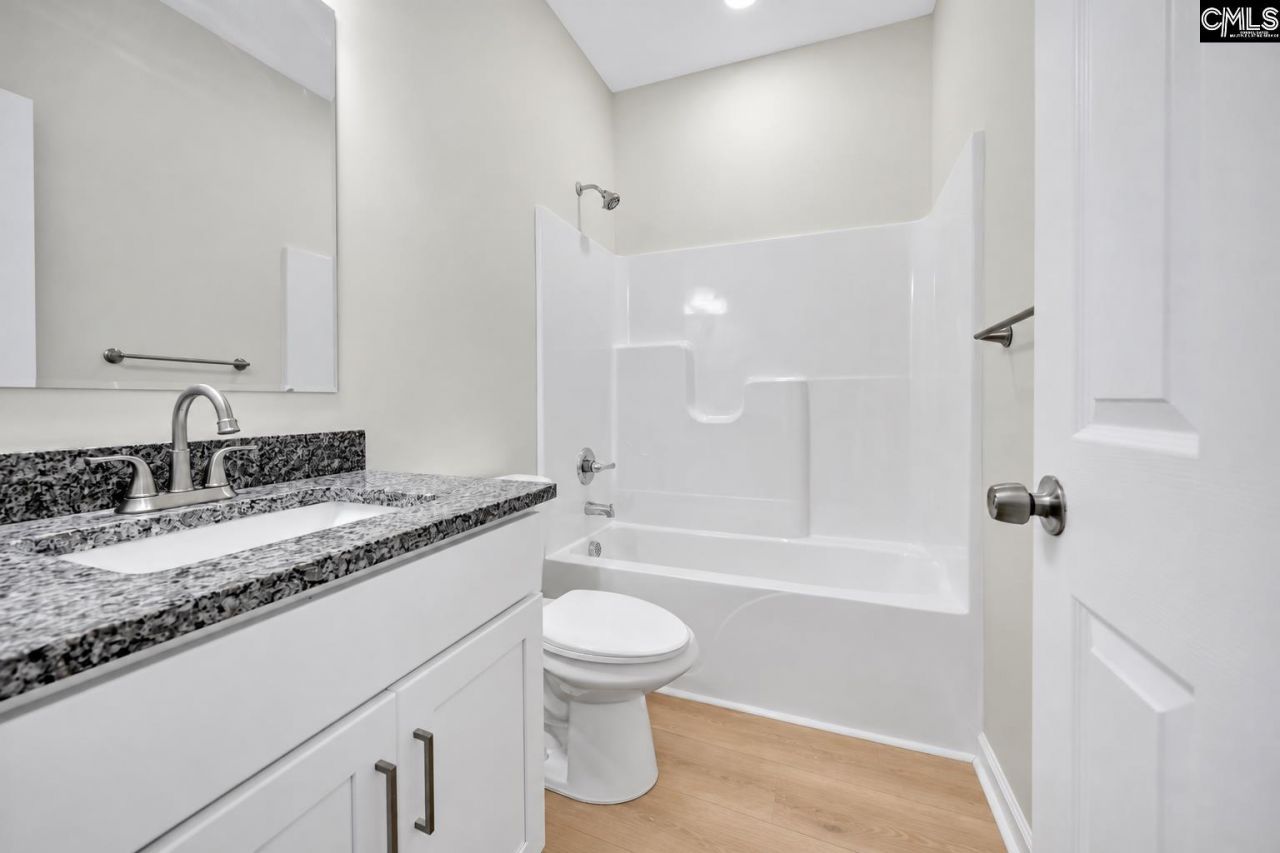 2802 Hunt Avenue  Photo 9