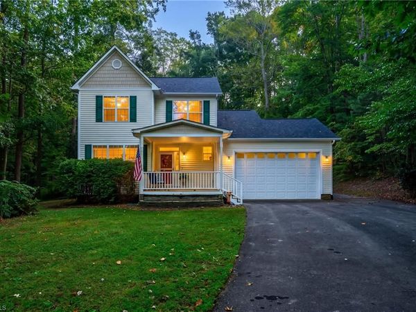 2026 Thoroughbred Drive , Hillsborough, NC 27278