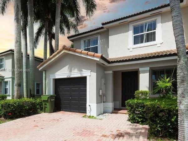 1030 NE 42nd Ave , Homestead, FL 33033