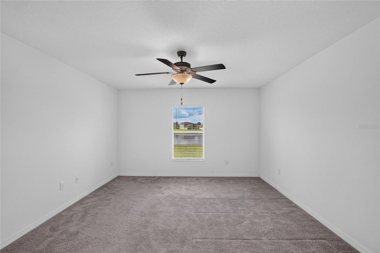 5487 Blue Azure Drive , Wimauma, FL 33598 Photo