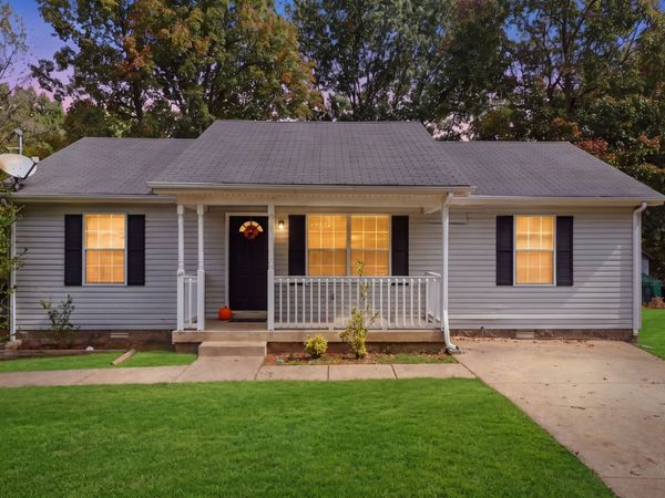 316 Crockett Ct, La Vergne, TN 37086