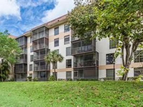5570 NW 44th Street, Unit 504-A, Lauderhill, FL 33319