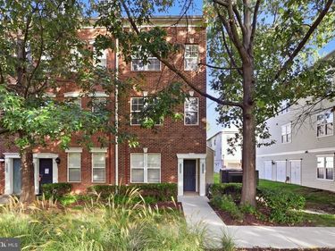 42461 ROCKROSE SQUARE, ASHBURN, VA 20148
