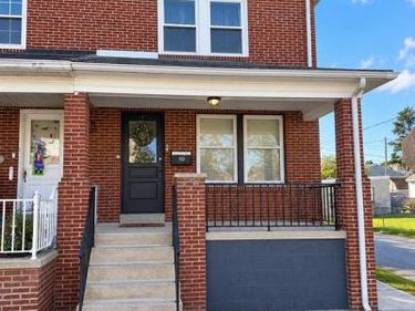 10 N PEARL STREET, YORK, PA 17404