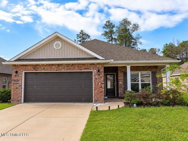 5356 Leeds Lane, Biloxi, MS 39532