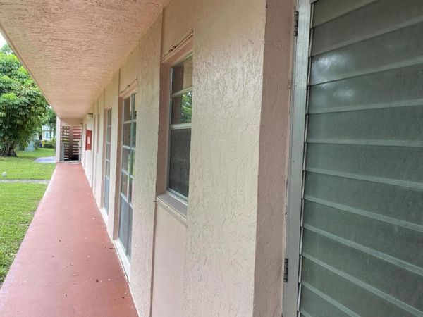 11 GOLFS EDGE A, West Palm Beach, FL 33417