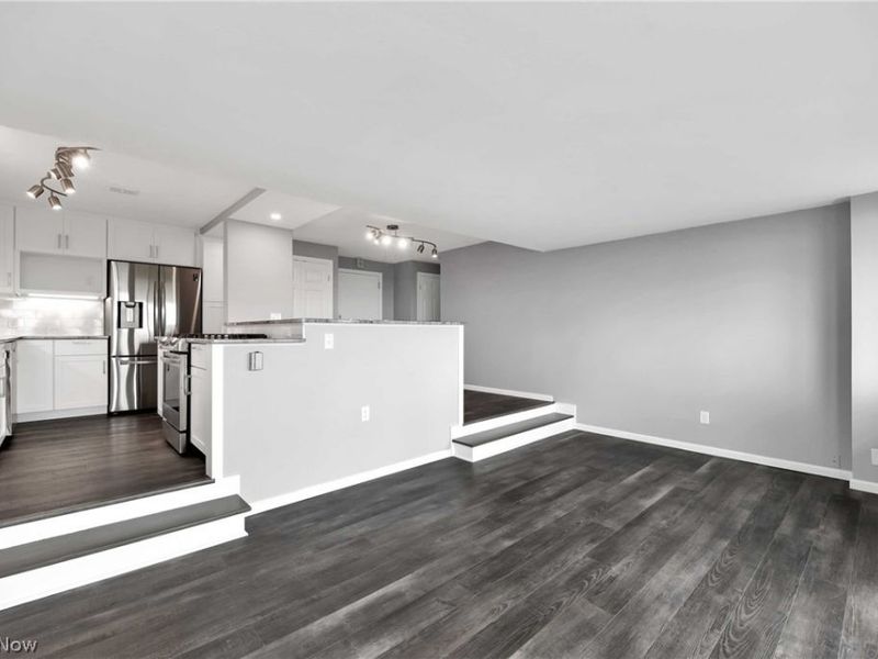 12900 Lake Avenue, Unit 1920, Lakewood, OH 44107 Photo 13