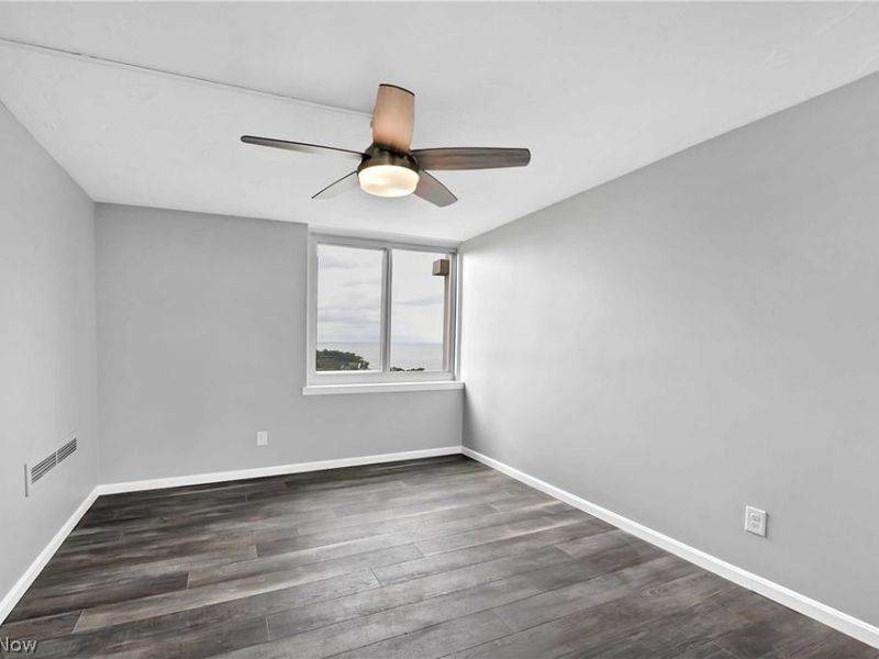 12900 Lake Avenue, Unit 1920, Lakewood, OH 44107 Photo 19
