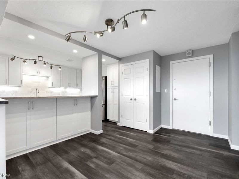 12900 Lake Avenue, Unit 1920, Lakewood, OH 44107 Photo 3