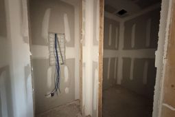 915 Hope Ferry Road  photo 4