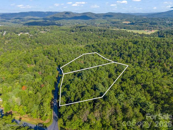 122 Bridgewater Drive , Marion, NC 28752