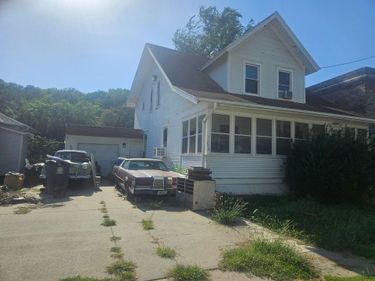 336 BENTON Street, COUNCIL BLUFFS, IA 51503