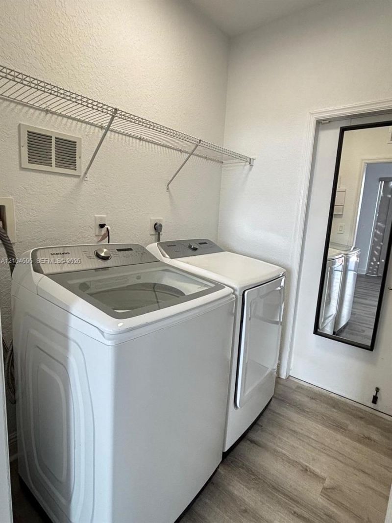 11027 NW 86th Ter, Doral, FL 33178 Photo