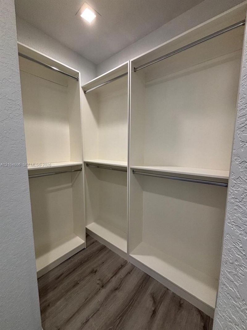 11027 NW 86th Ter, Doral, FL 33178 Photo