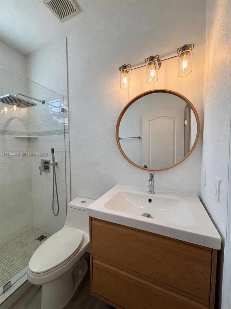 11027 NW 86th Ter, Doral, FL 33178 Photo