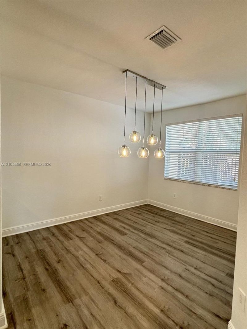 11027 NW 86th Ter, Doral, FL 33178 Photo