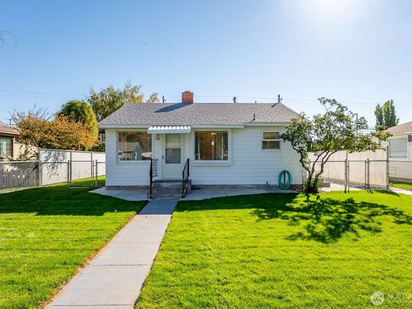 1318 SW C Street , Ephrata, WA 98823