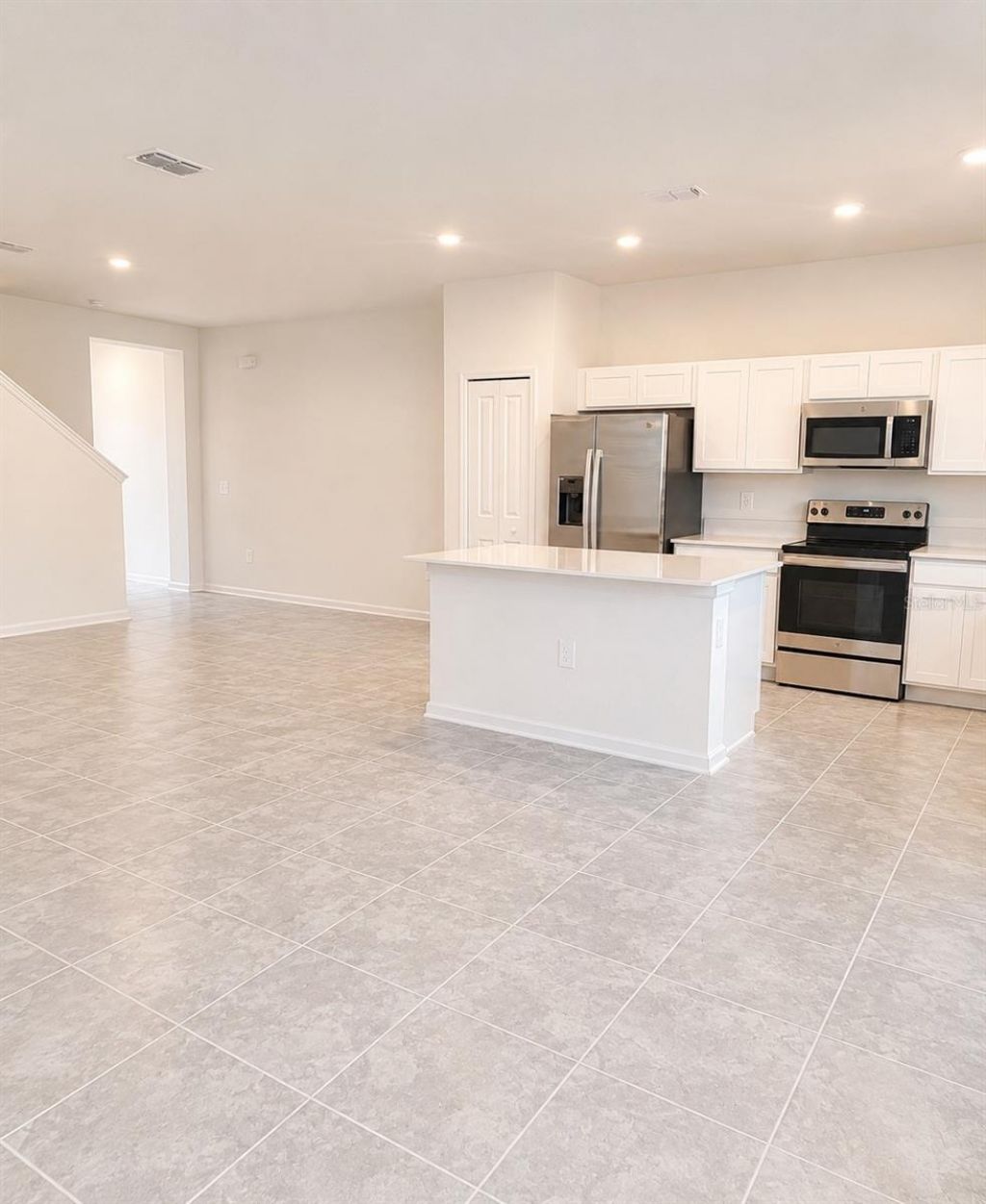 409 Bogey Drive, Davenport, FL 33896 Photo