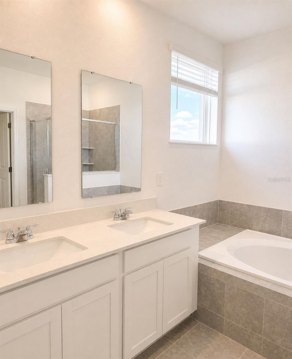 409 Bogey Drive, Davenport, FL 33896 Photo