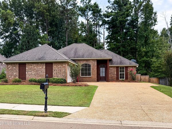 154 Notting Hill Place, Canton, MS 39046