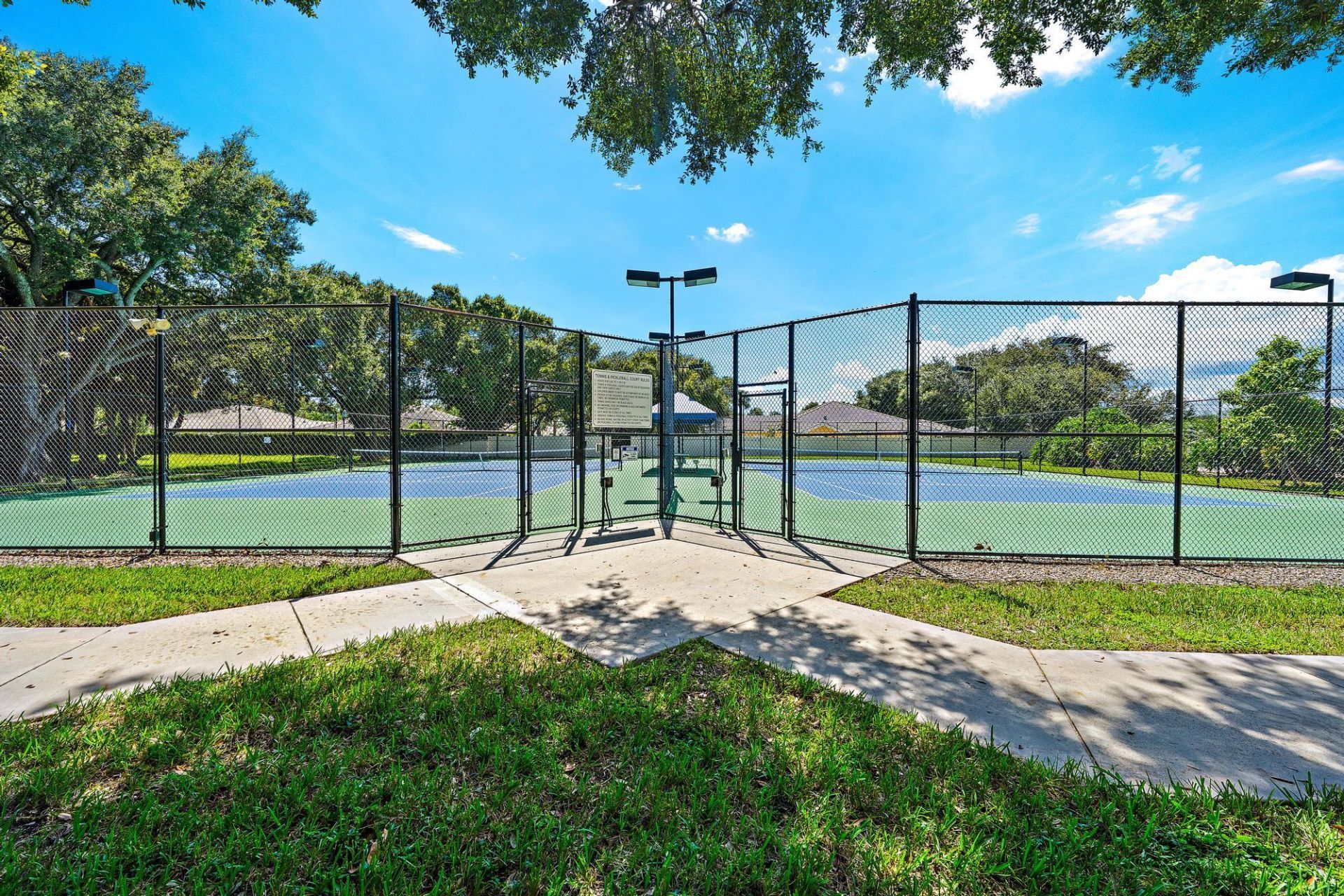 8282 Old Forest Road, Palm Beach Gardens, FL 33410 Photo