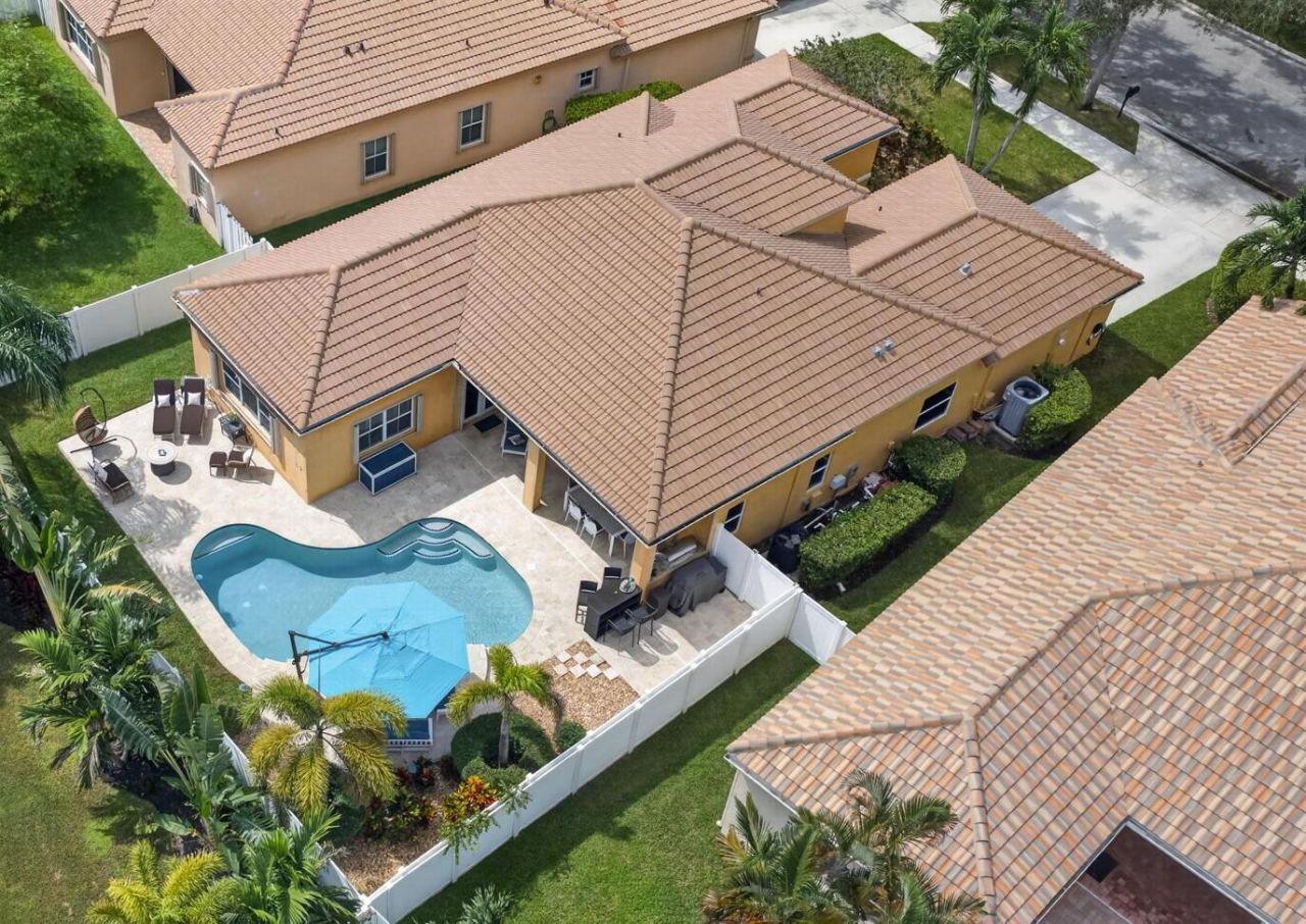 1242 Meadows Boulevard, Weston, FL 33327 Photo