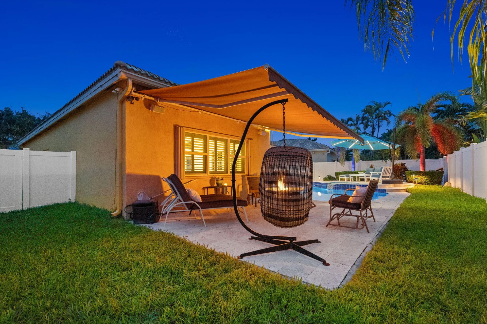 1242 Meadows Boulevard, Weston, FL 33327 Photo