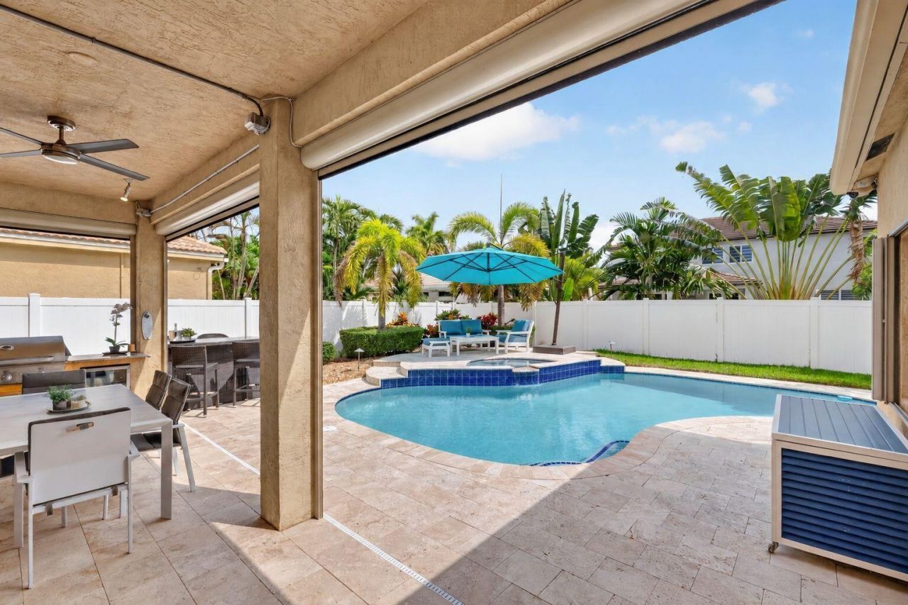 1242 Meadows Boulevard, Weston, FL 33327 Photo
