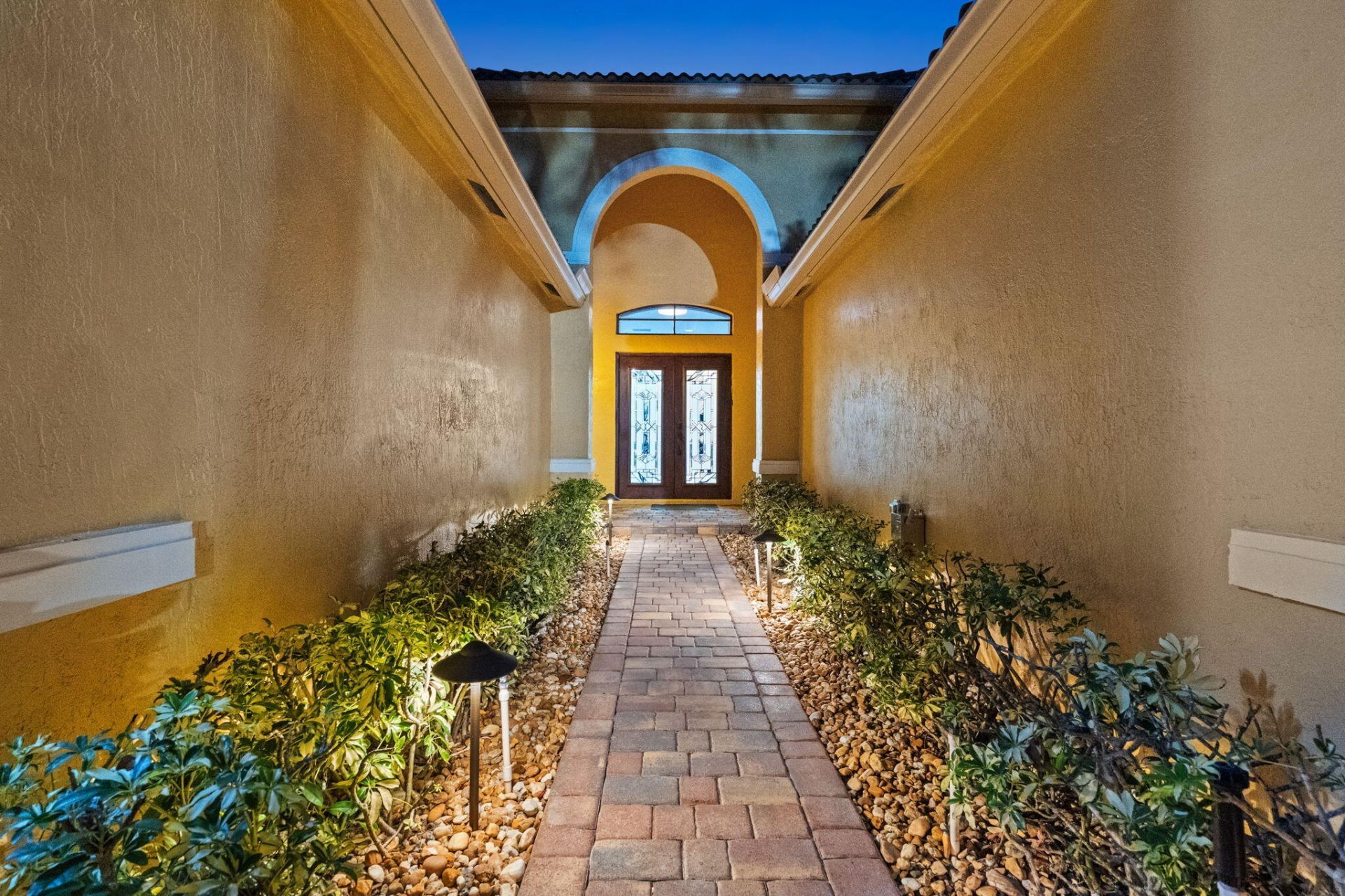 1242 Meadows Boulevard, Weston, FL 33327 Photo
