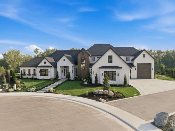 996 South Waning Ln, Eagle, ID 83616
