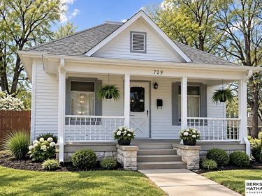 729 E 13th Street, Crete, NE 68333