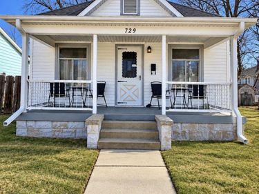 729 E 13th Street, Crete, NE 68333