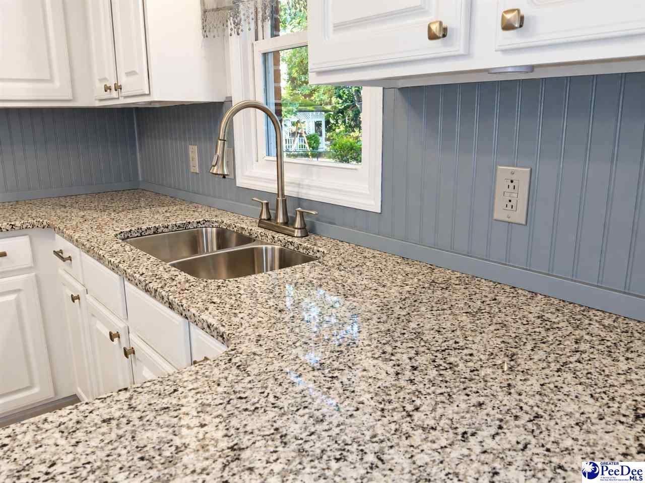 87 Isgett Circle Photo 13