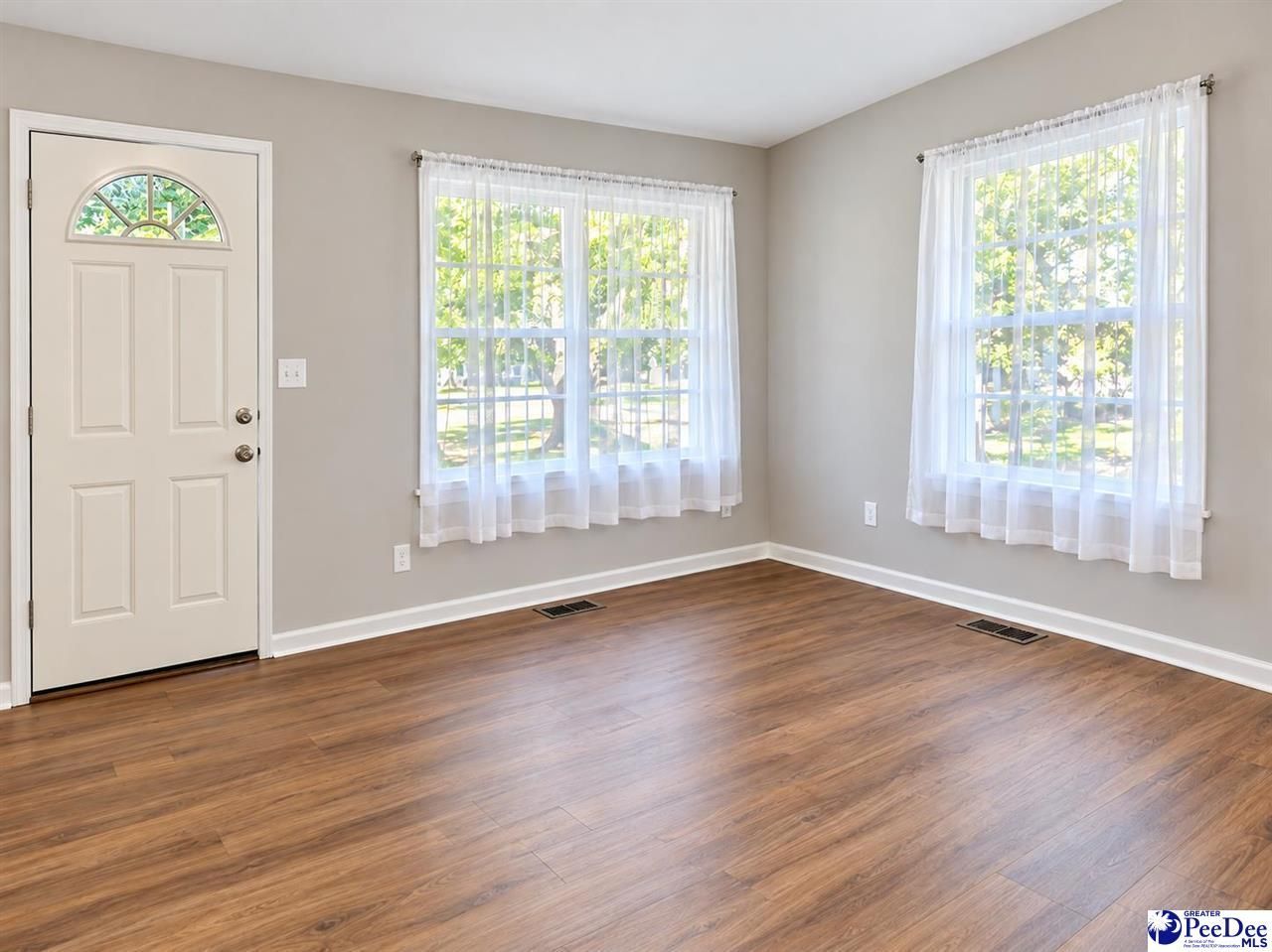 87 Isgett Circle Photo 18