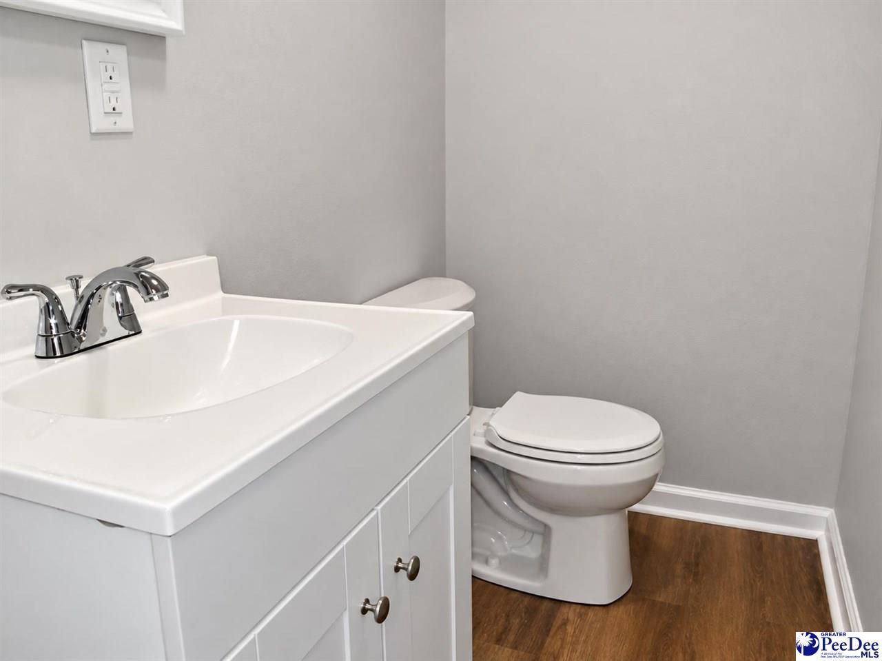 87 Isgett Circle Photo 23