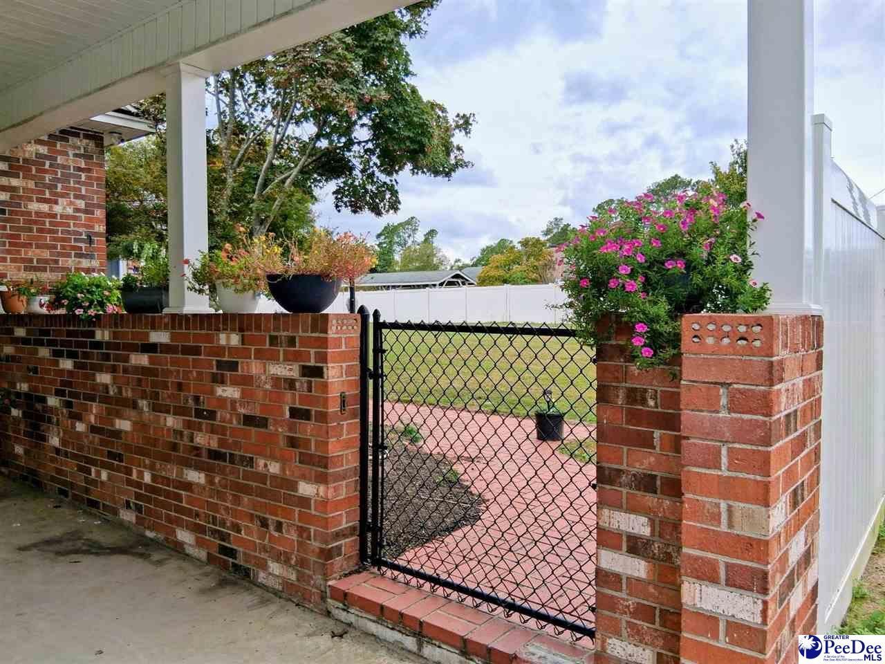 1319 Richard Street Photo 30