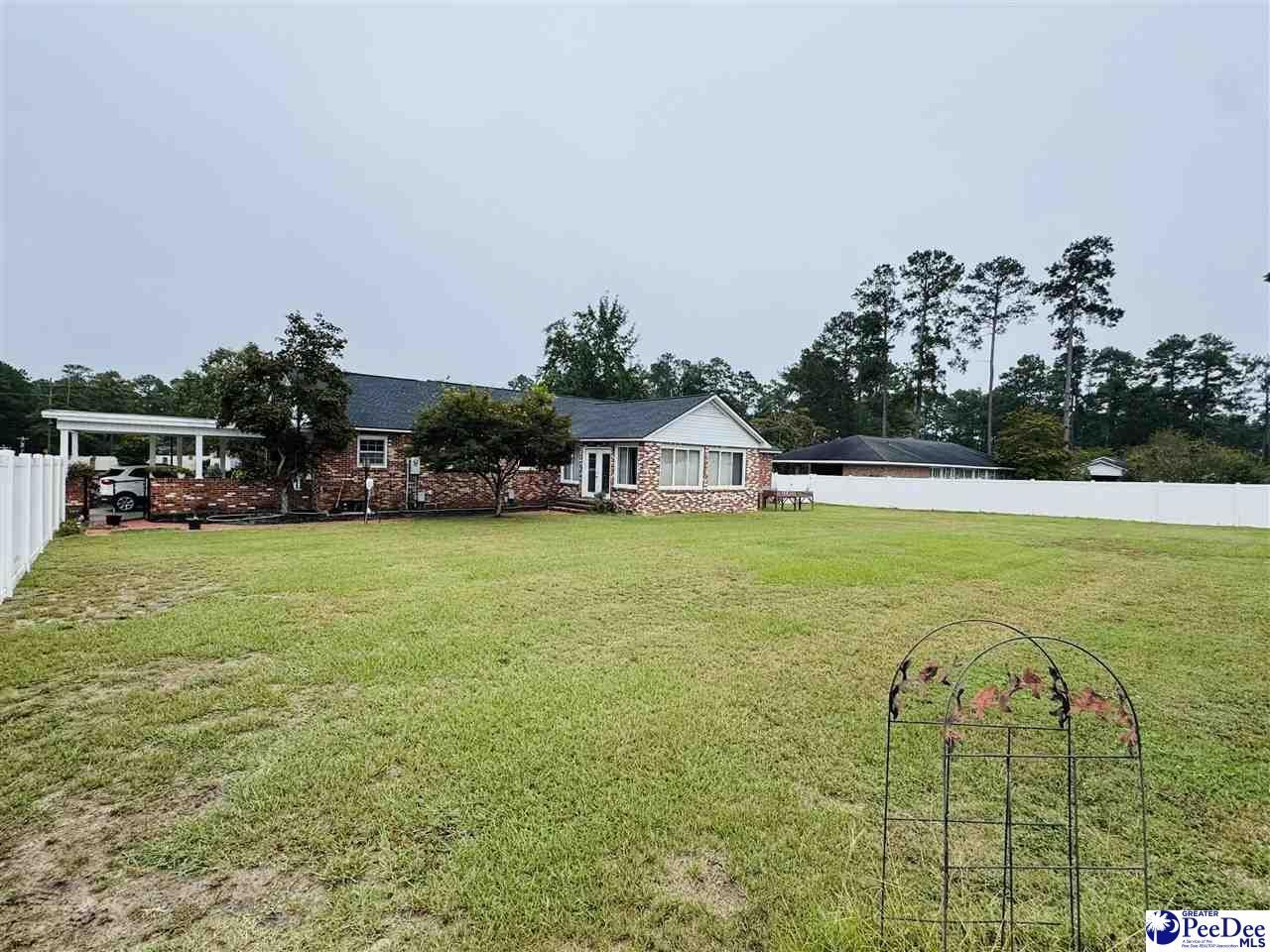1319 Richard Street Photo 32