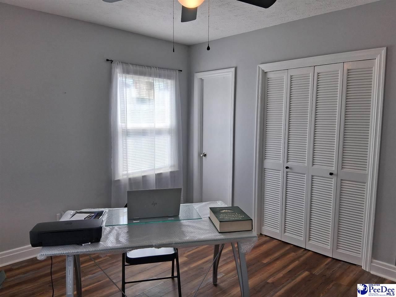 1319 Richard Street Photo 8