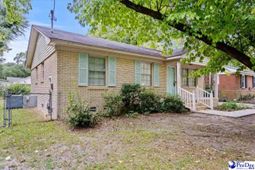 218 Davis St photo 4