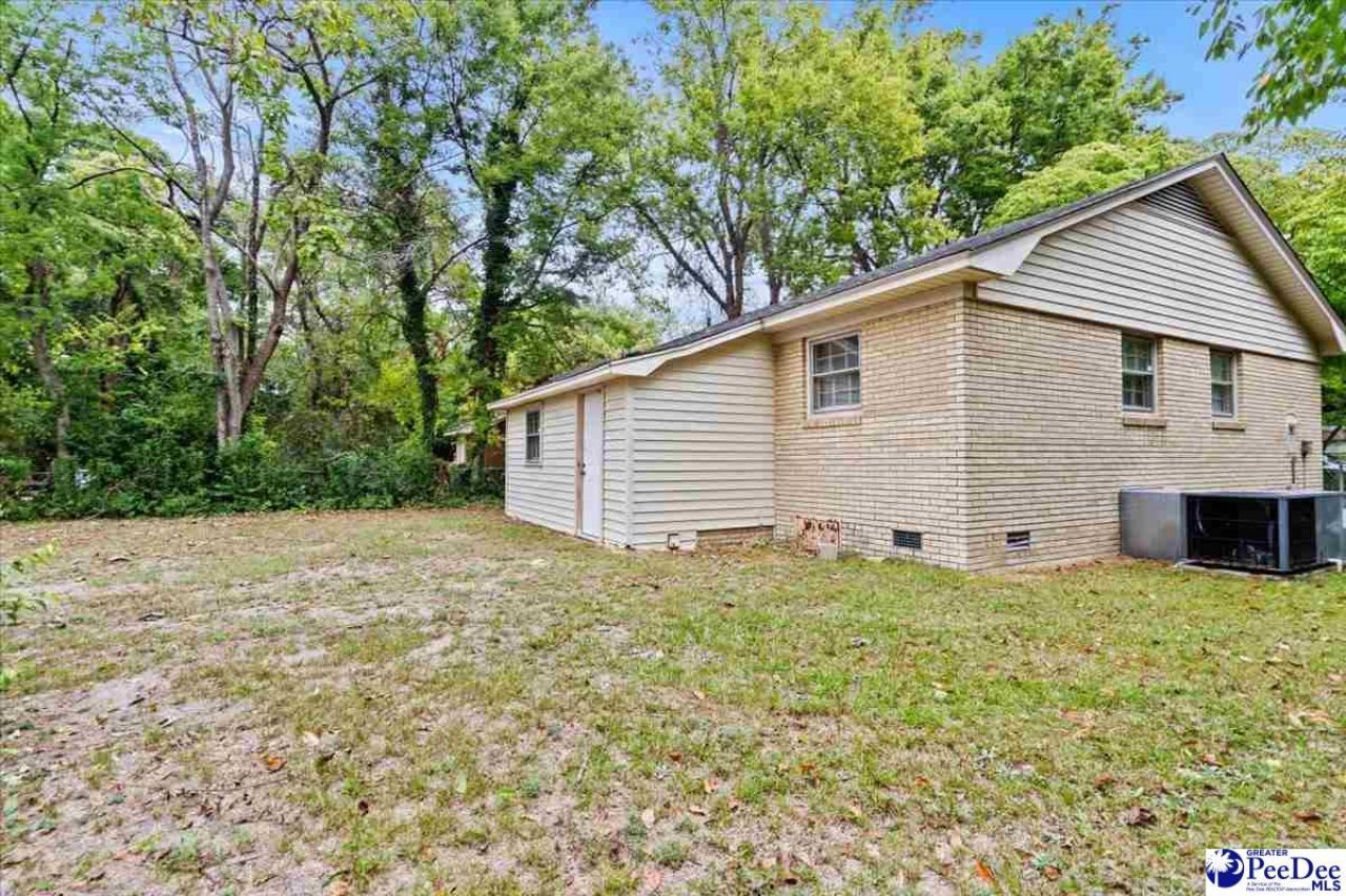218 Davis St Photo 34