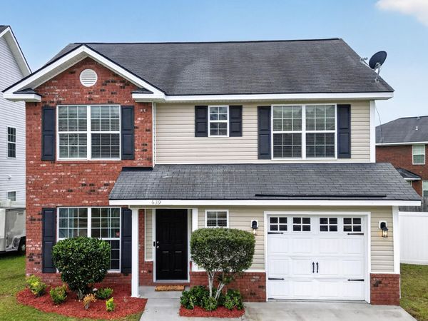 639 Amhearst Row , Hinesville, GA 31313