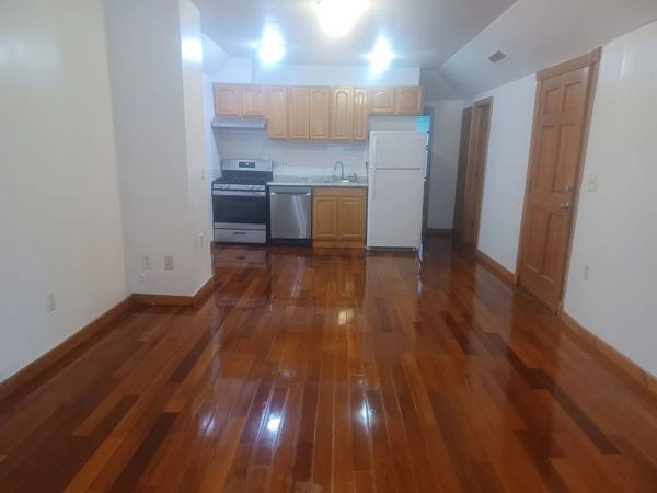 13 Tabor Pl, Unit 2, Brookline, MA 02445