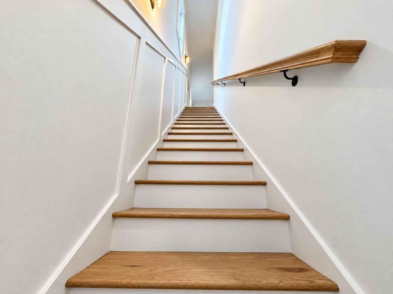 2049 Delaware Avenue Photo 13