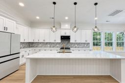 2047 Delaware Avenue photo 4