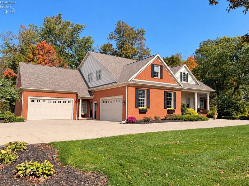 7370 Red Hawk Drive, Findlay, OH 45840 Photo 2