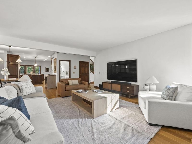 9776 Erin Woods Drive, Dublin, OH 43017 Photo 19